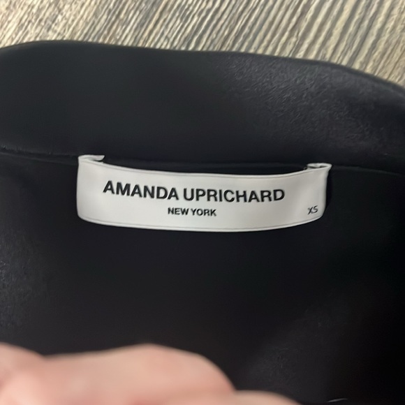 Hook and Loop Crop Top - Picture 3 of 3